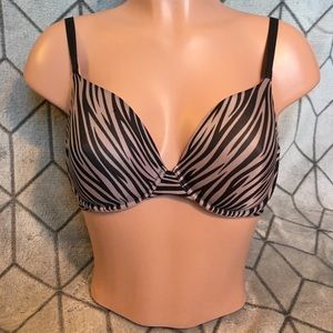 Victoria’s Secret bra size 34DD